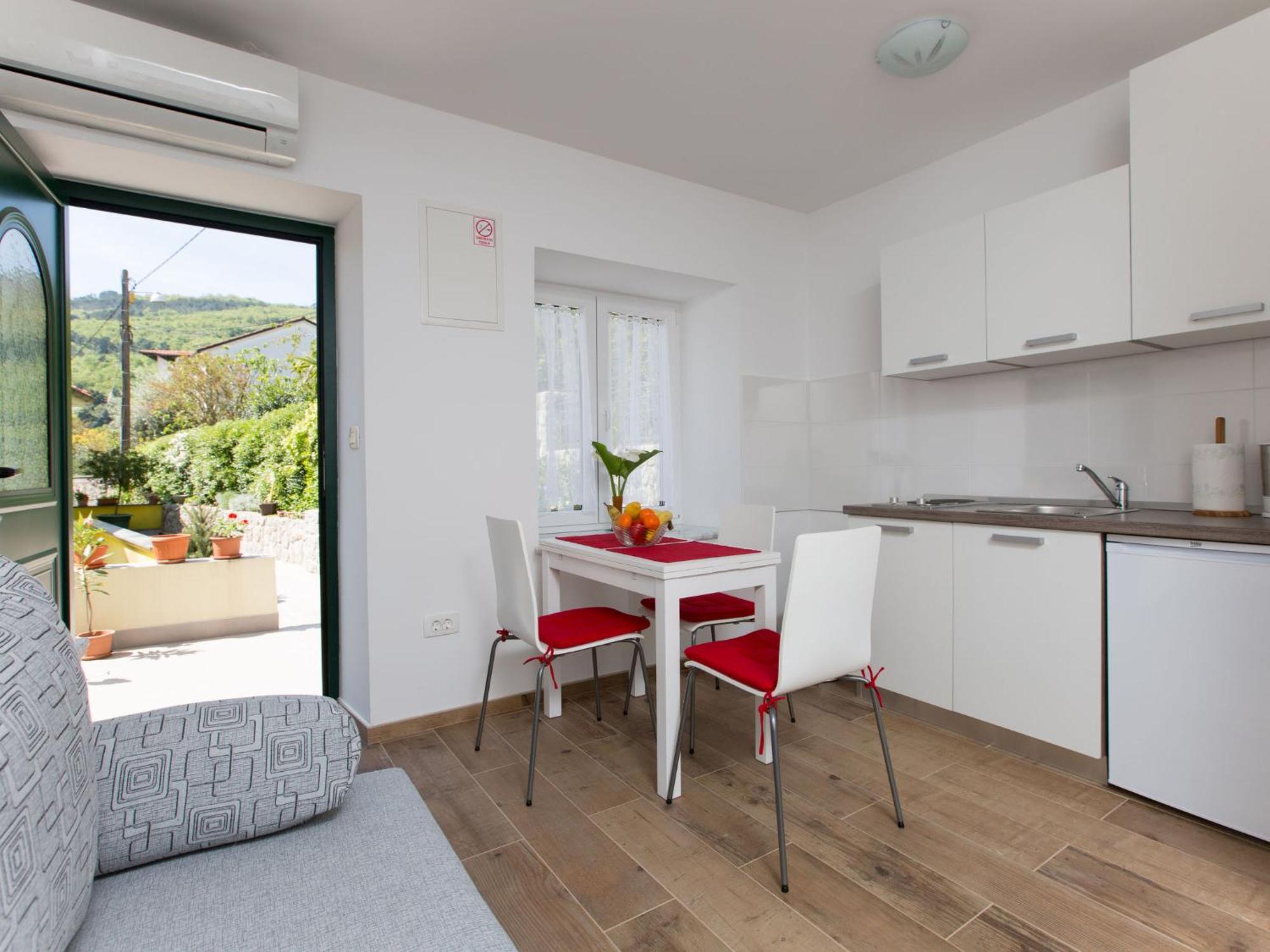 Vero-4 By Interhome Apartamento Opatija