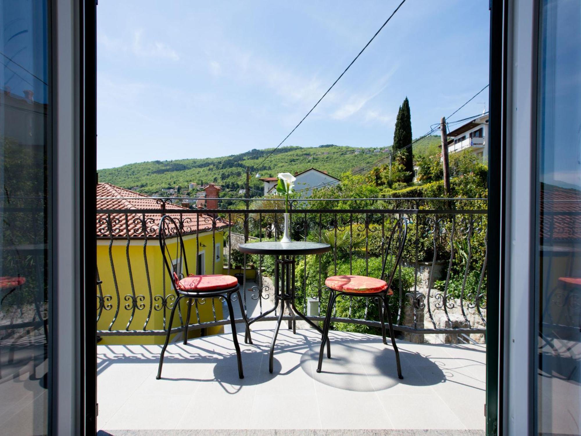 Vero-4 By Interhome